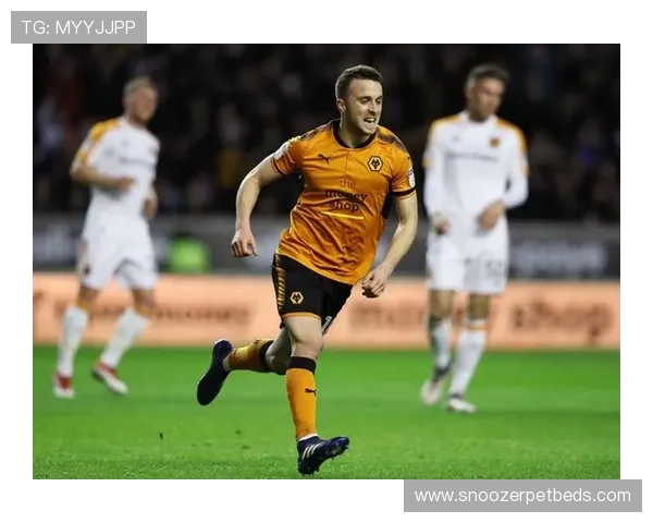 内维斯关键传球与定位球威胁解析